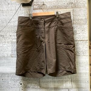 3/$30 | MEC | Lightweight Bermuda Shorts - 10, Tan/Khaki